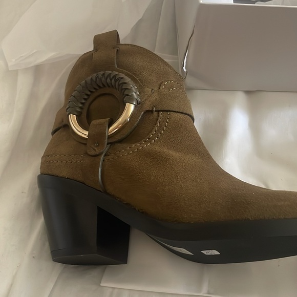 SEE BY CHLOE Women 35/5 Hana Low Boots Brown Suede Western Harness Ankle - Picture 3 of 11